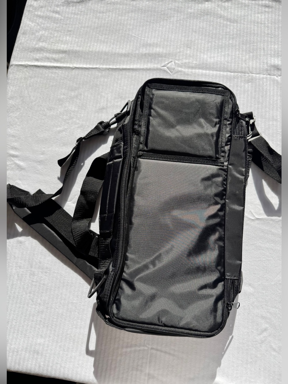 Moore Backpack for Kangaroo Joey Pump fits 1000mL Bags